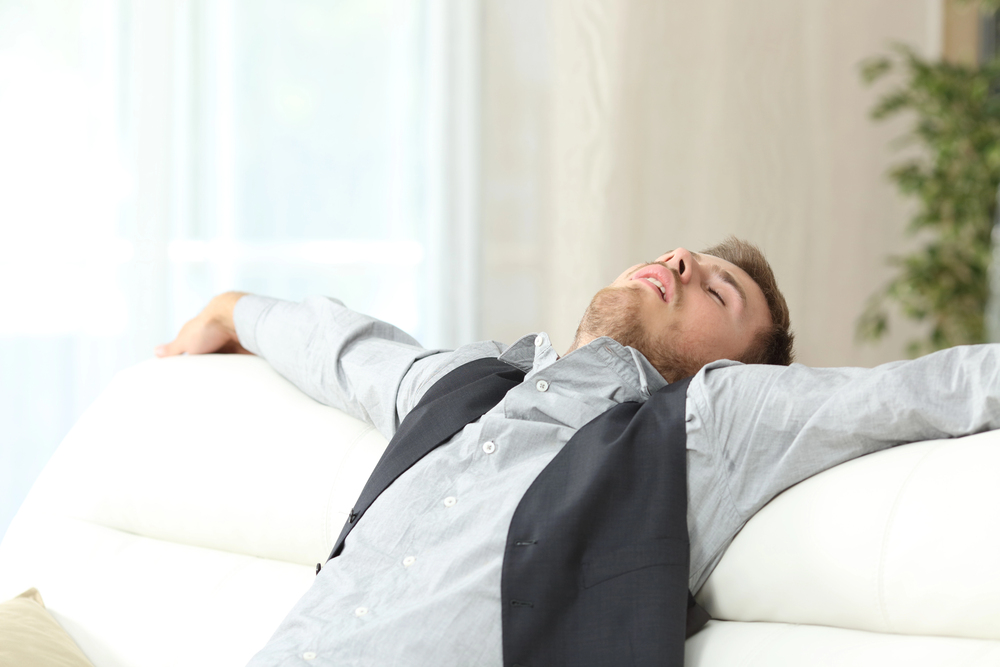 Fourmillement dans les jambes et grosse fatigue : comprendre les causes et agir efficacement